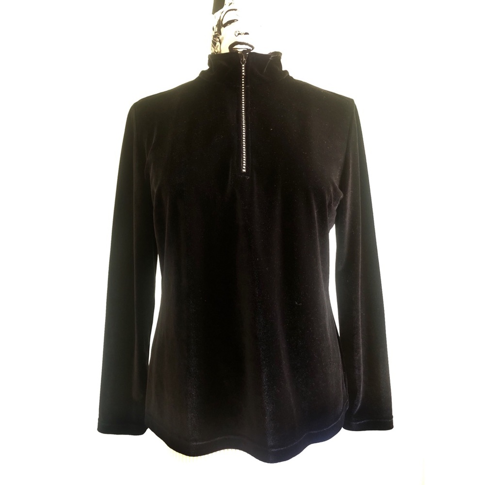 St. John Black Soft Pullover